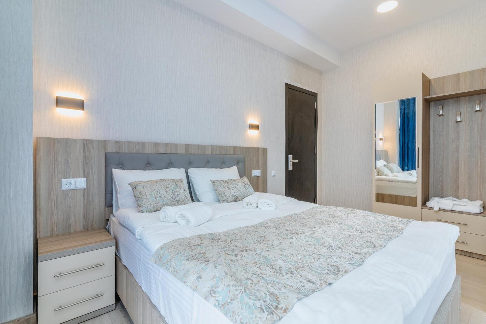 Vita Gardenia Hotel Tsqaltubo Exteriör bild